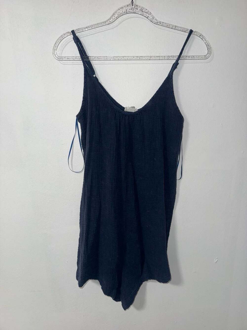 Bucket List Navy Blue Crinkle Gauze Spaghetti Strap Romper Size S